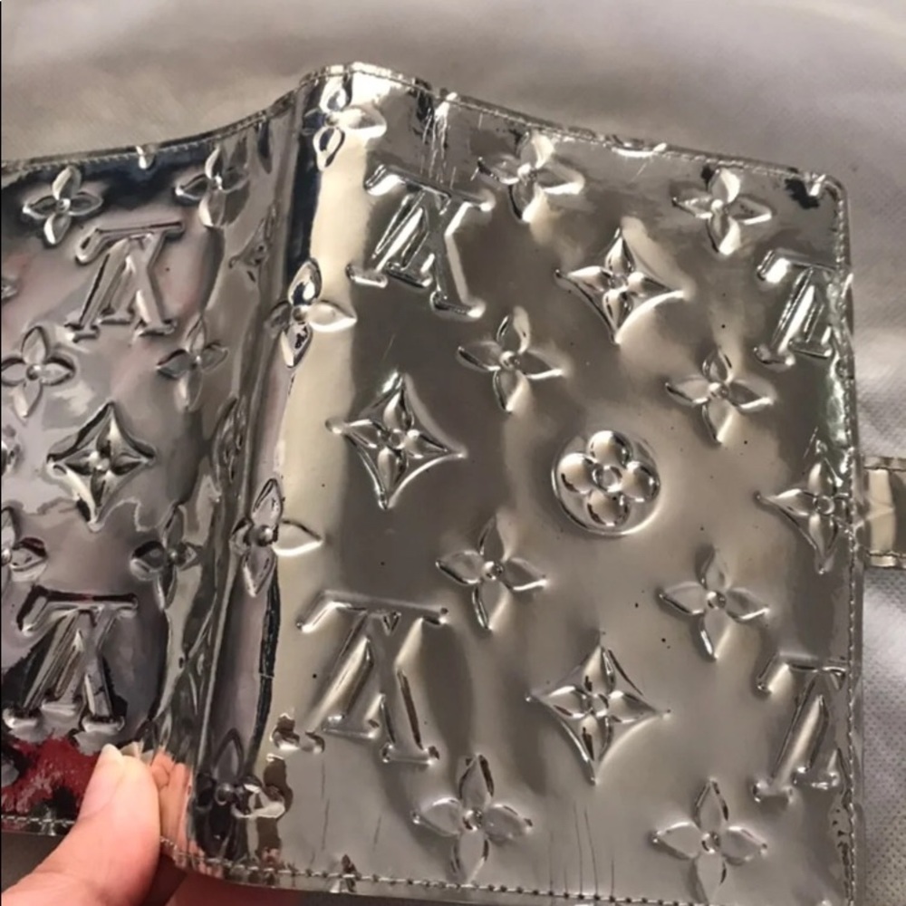 Louis Vuitton Agenda Limited Edition - Picture 2 of 7